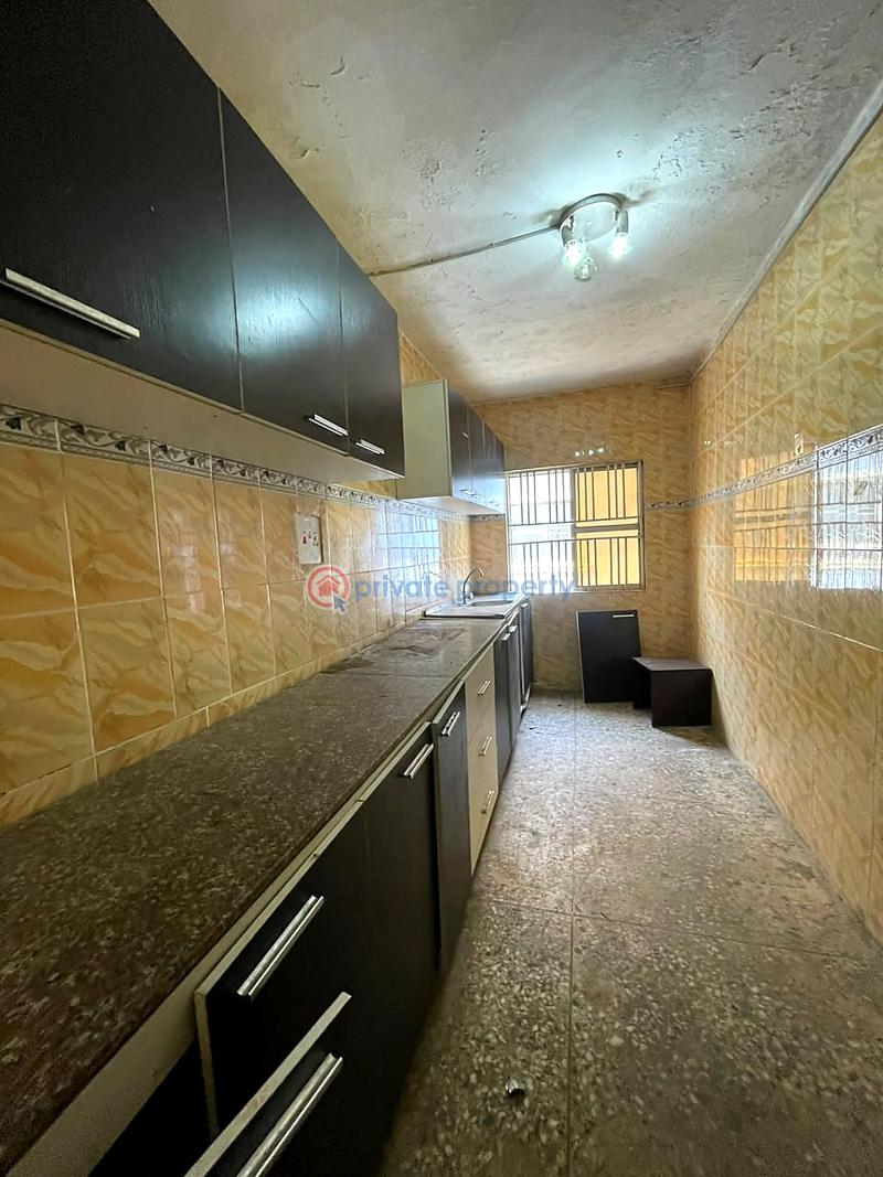 3 bedroom Flat & Apartment For Rent Lekki Phase 1 Lagos - 3