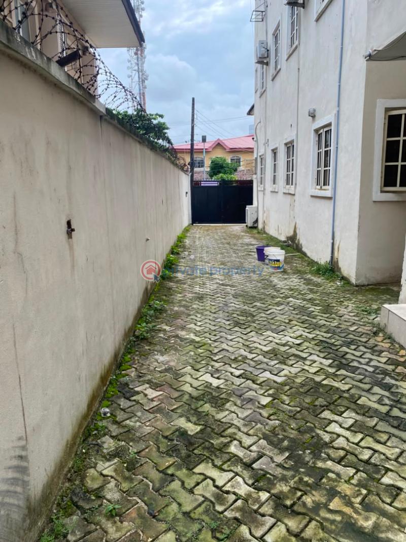 3 bedroom Flat & Apartment For Rent Osapa Lekki Lagos - 7