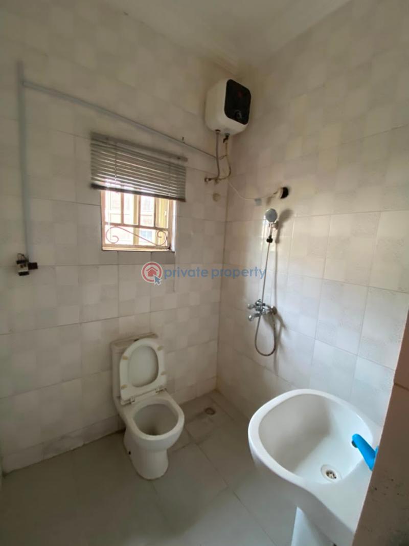 3 bedroom Flat & Apartment For Rent Osapa Lekki Lagos - 4