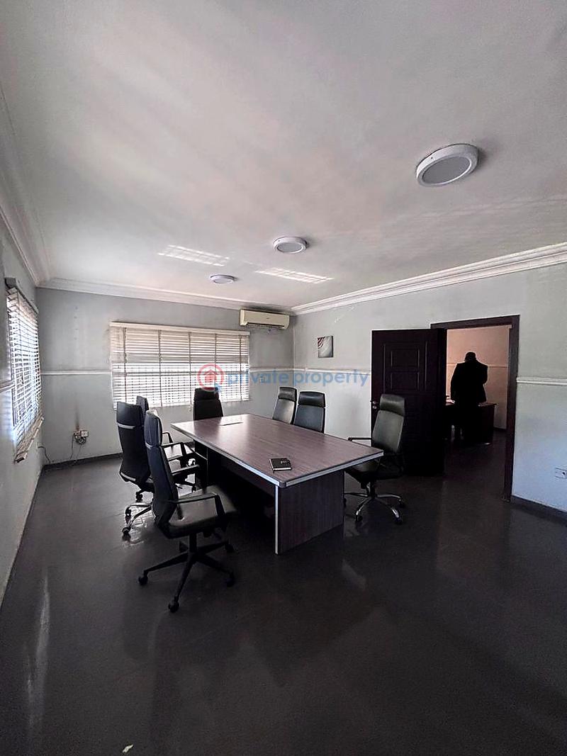 3 bedroom Flat & Apartment For Rent Victoria Island Lagos - 1