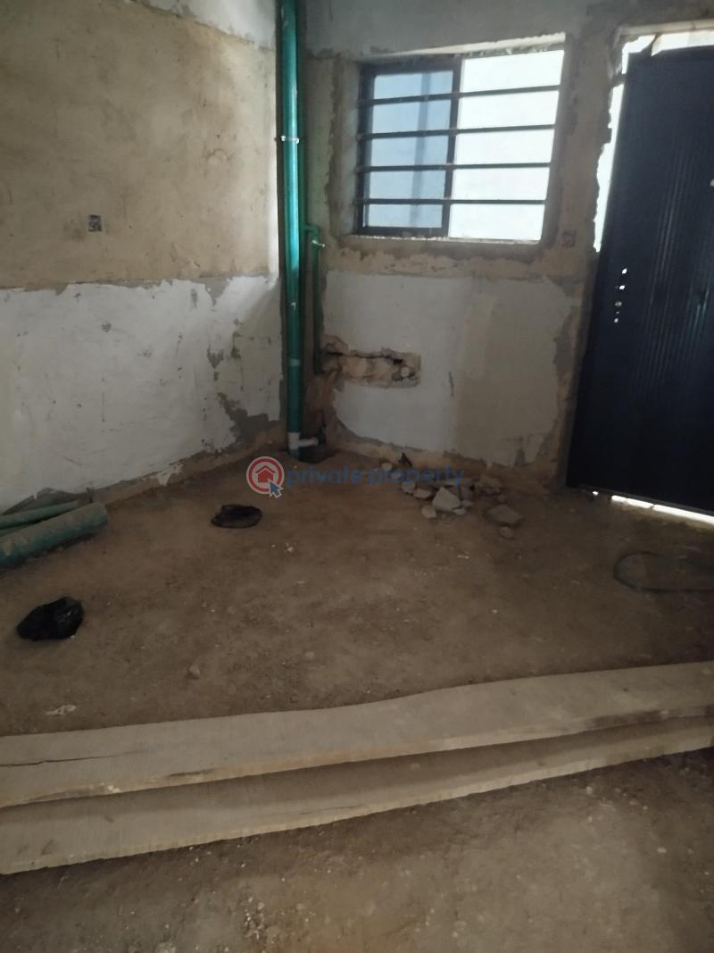 3 bedroom Block Of Flats For Sale Alagomeji Yaba Lagos - 6
