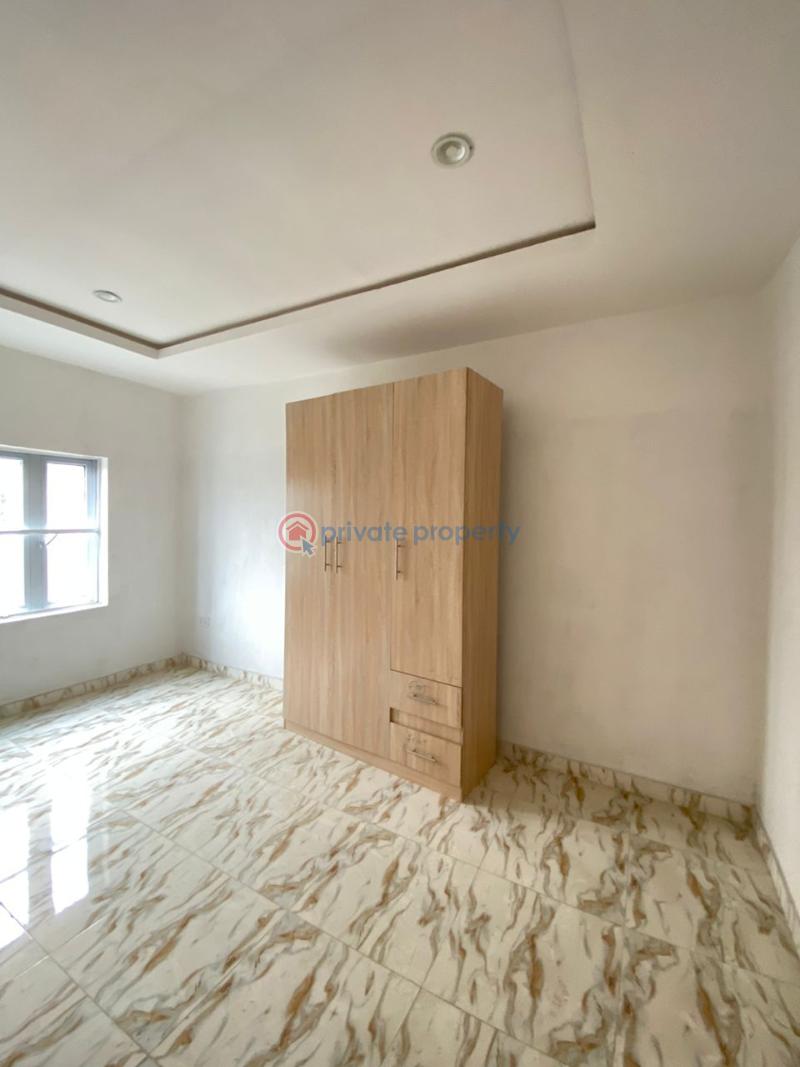 3 bedroom Shared Apartment For Sale Lekki Scheme 2 Lekki Ajah Lagos Lekki Phase 1 Lagos - 2