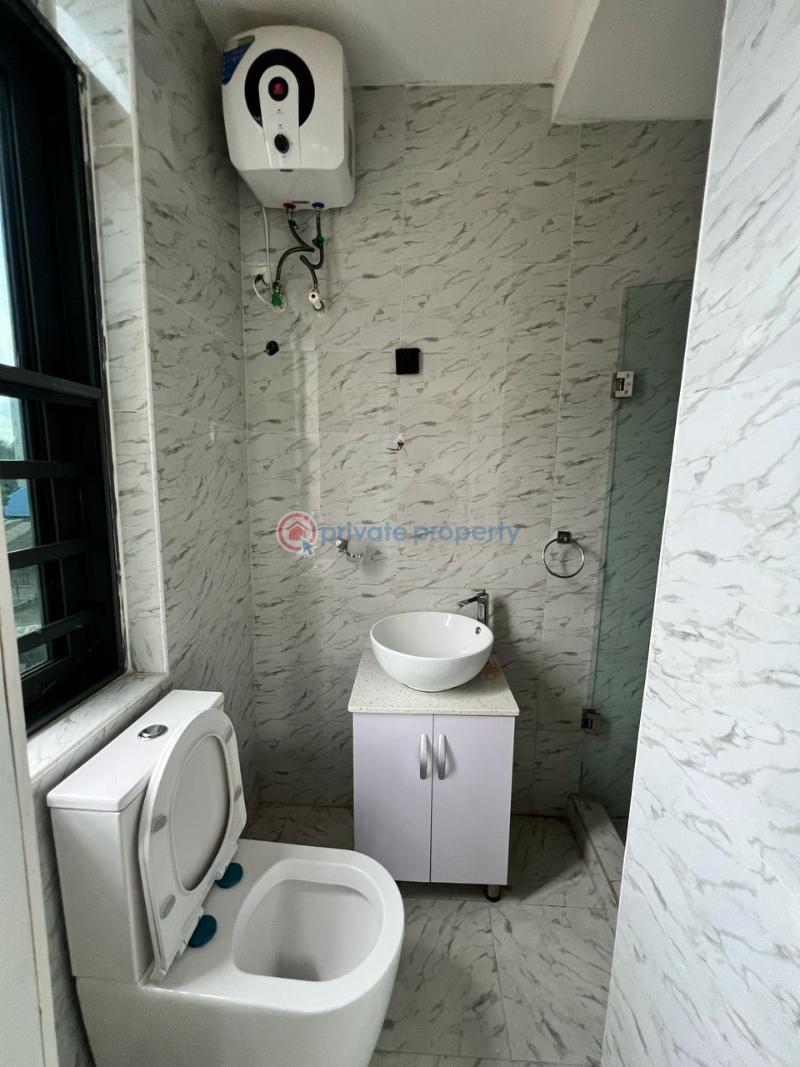 3 bedroom Block Of Flats For Rent Victoria Island Lagos - 1