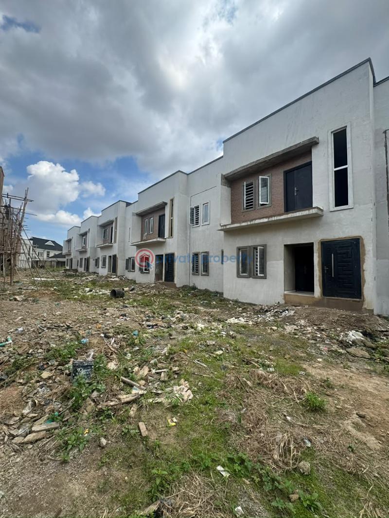 3 bedroom Block Of Flats For Rent Gated Estate At Omolayo Area Akobo, Ibadan Akobo Ibadan Oyo - 1