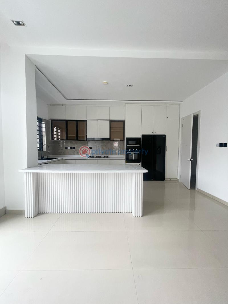 3 bedroom apartment, perfect for short let with gym and pool - 5 3 bedroom Block Of Flats For Sale Lekki Phase One Lekki Phase 1 Lagos - 5