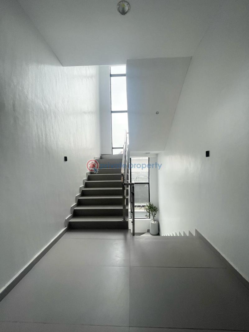 3 bedroom apartment, perfect for short let with gym and pool - 6 3 bedroom Block Of Flats For Sale Lekki Phase One Lekki Phase 1 Lagos - 6