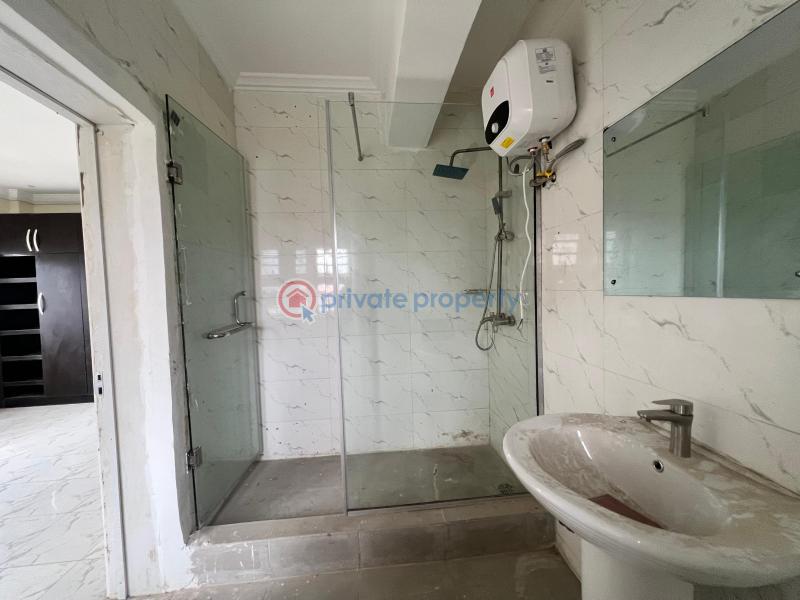 3 bedroom Block Of Flats For Sale Adekunle Yaba Lagos - 21