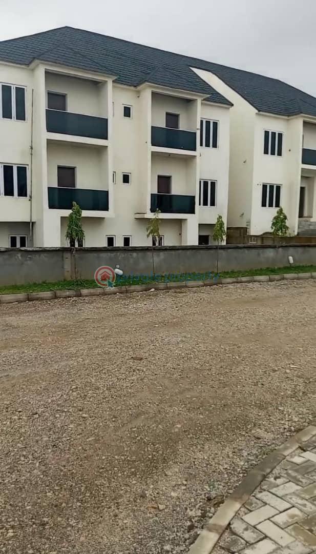 3 bedroom Flat & Apartment For Sale Fairholme Garden Estate, Karsana Abuja Phase 4 
