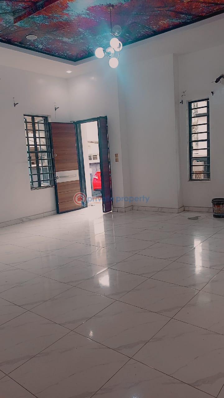 3 bedroom Block Of Flats For Rent Dkk Bus Stop Sangotedo Ajah Lagos