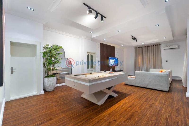 3 bedroom apartment - 2 3 bedroom Block Of Flats Short let Lekki Phase 1 Lagos - 2