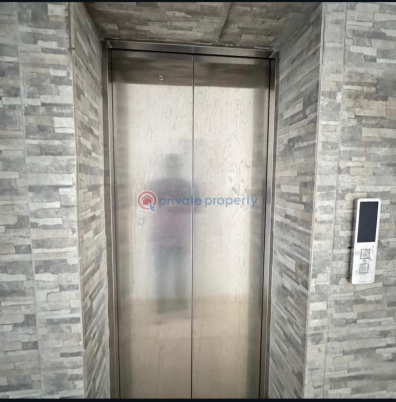 3 bedroom Block Of Flats For Sale Yaba Lagos - 2