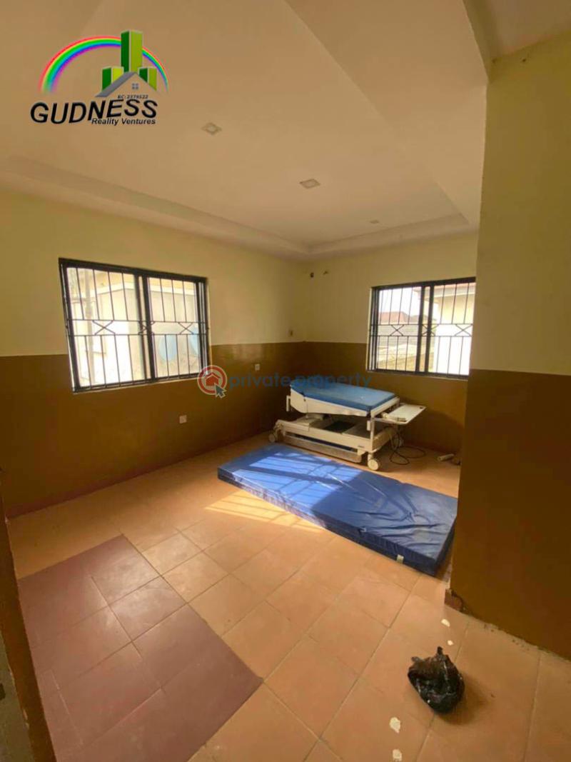 3 bedroom Flat & Apartment For Rent Thomas Estate Ajah Lagos - 3