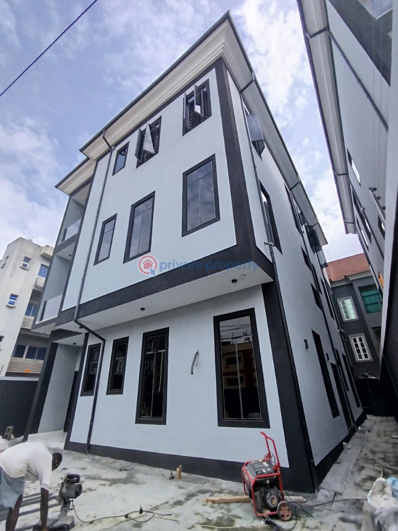 3 bedroom Block Of Flats For Sale Opebi Ikeja Lagos - 1