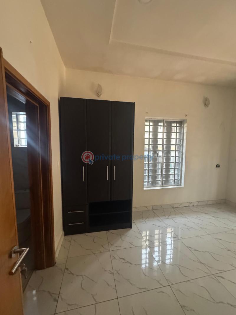 3 bedroom Block Of Flats For Rent Oniru Victoria Island Lagos - 3