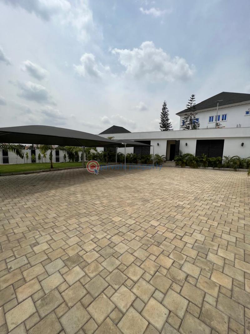 3 bedroom apartment with a bq - 11 3 bedroom Shared Apartment For Rent Asokoro Abuja Phase 1  - 11