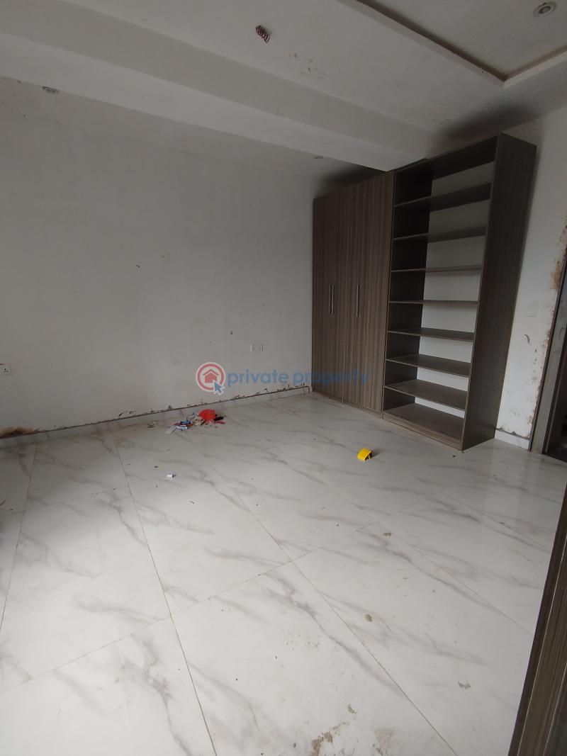 3 bedroom Block Of Flats For Sale Maryland Lagos - 5