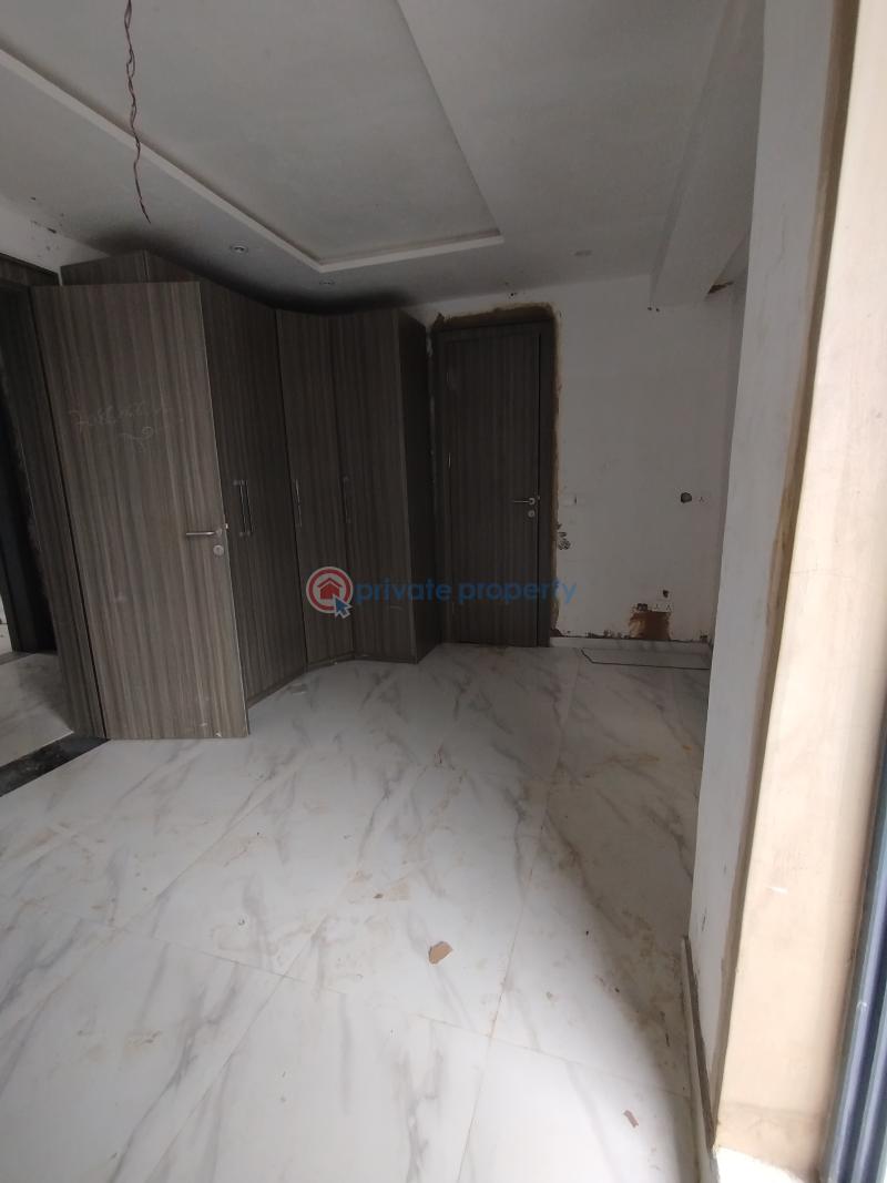 3 bedroom Block Of Flats For Sale Maryland Lagos - 8