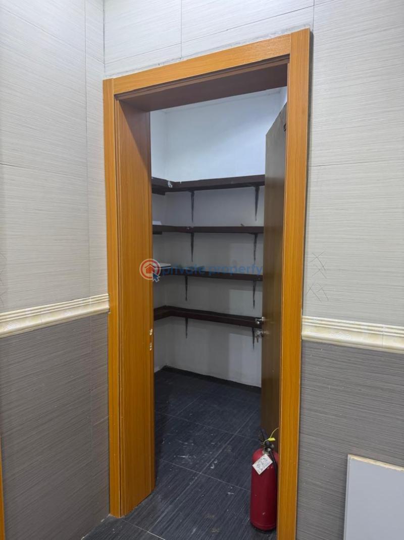 3 bedroom Flat & Apartment For Rent Banana Island, Ikoyi Lagos - 1