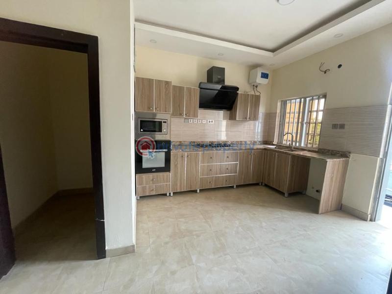 3 bedroom Flat & Apartment For Rent Lekki Phase 1 Lagos - 3