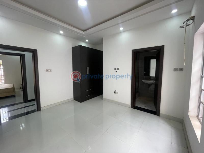 3 bedroom Flat & Apartment For Rent Lekki Phase 1 Lagos - 1