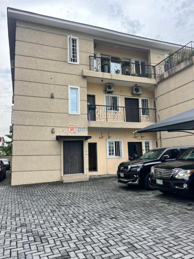 3 bedroom Flat & Apartment For Rent Lekki Phase 1 Lagos - 0