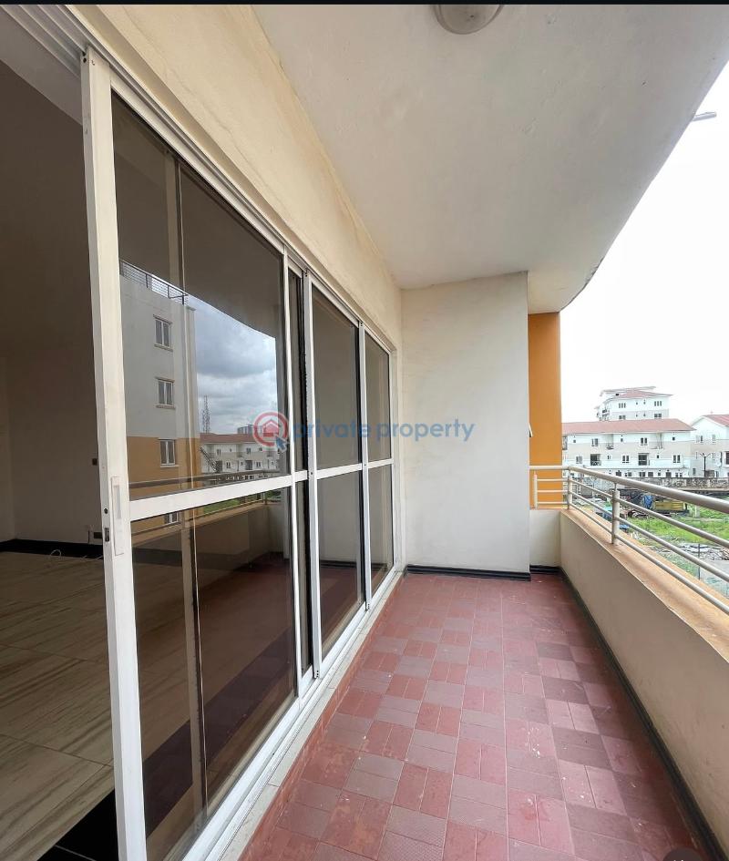 3 bedroom Block Of Flats For Sale Alagomeji Yaba Lagos - 10