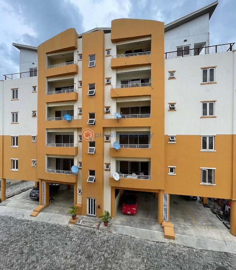 3 bedroom Block Of Flats For Sale Alagomeji Yaba Lagos - 1