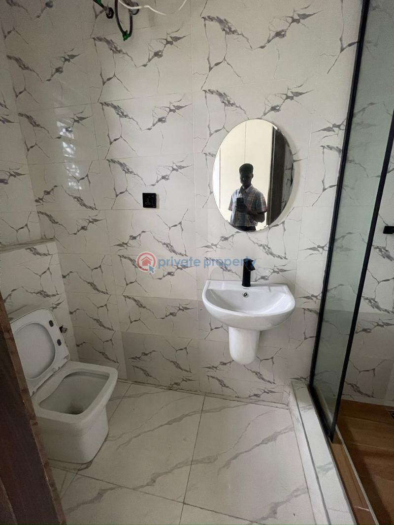 3 bedroom Flat & Apartment For Sale Lekki Phase 1 Lagos - 8