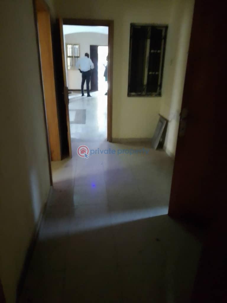 3 bedroom Flat & Apartment For Rent Lekki Phase 1 Lagos - 3