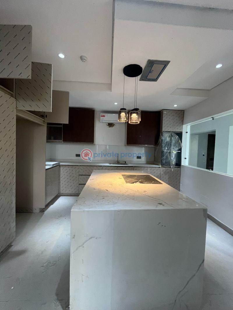 3 bedroom Block Of Flats For Sale Close To Bourdilion Ikoyi Lagos - 2
