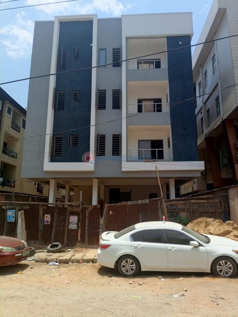 3 bedroom Block Of Flats For Sale Yaba Lagos - 2