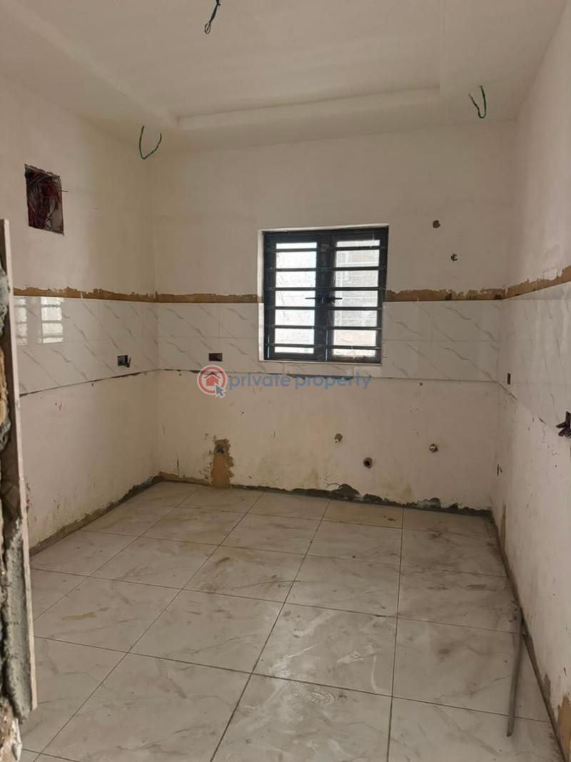 3 bedroom Block Of Flats For Sale Yaba Lagos - 3