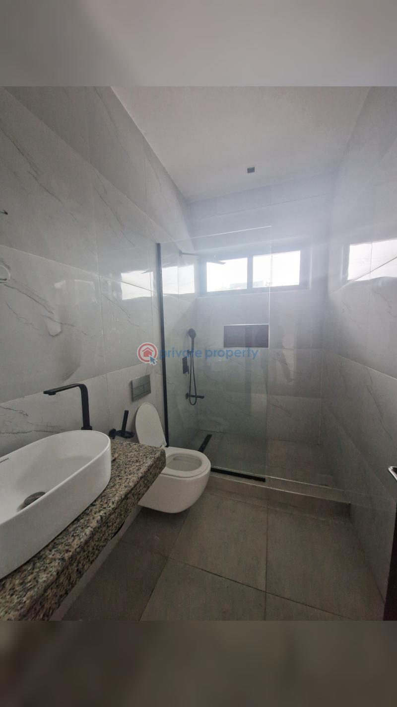 3 bedroom Flat & Apartment For Rent Off Admiralty Road Lekki Phase 1 Lagos - 1