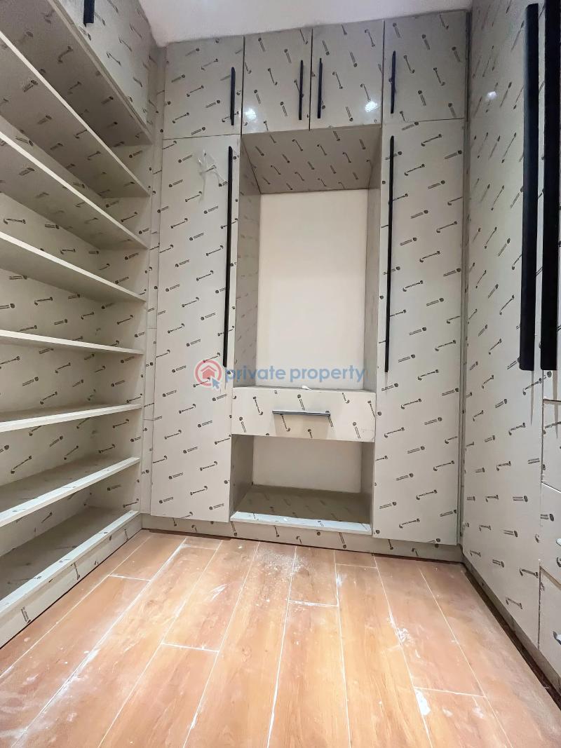3 bedroom Block Of Flats For Sale Close To Bourdilion Ikoyi Lagos - 6