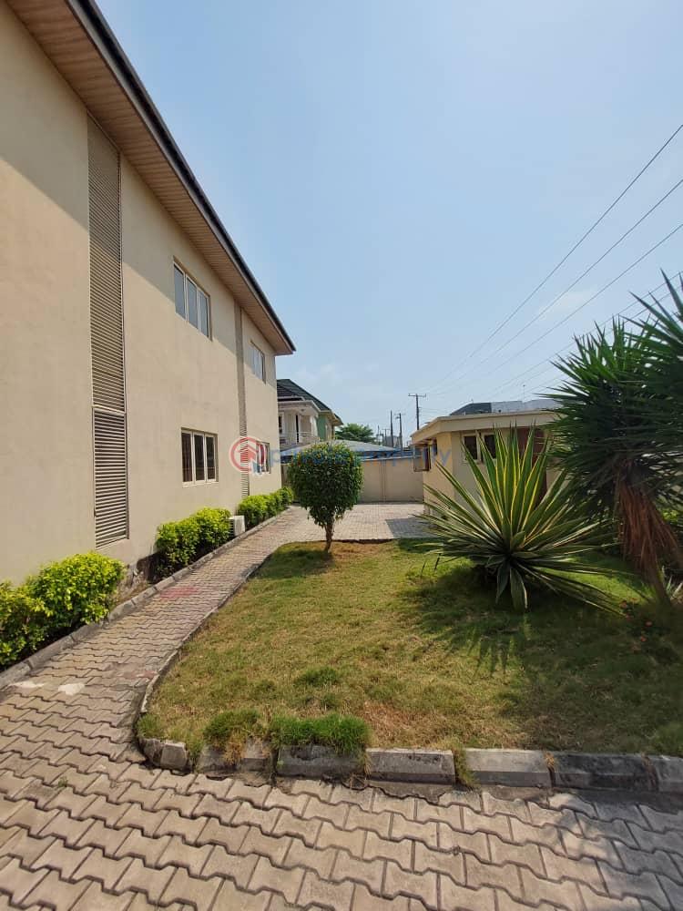 3 bedroom Flat & Apartment For Rent Lekki Phase 1 Lagos - 3