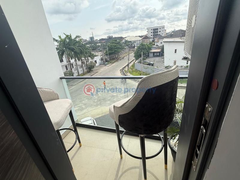 3 bedroom Flat & Apartment For Rent Lekki Phase 1 Lagos - 2