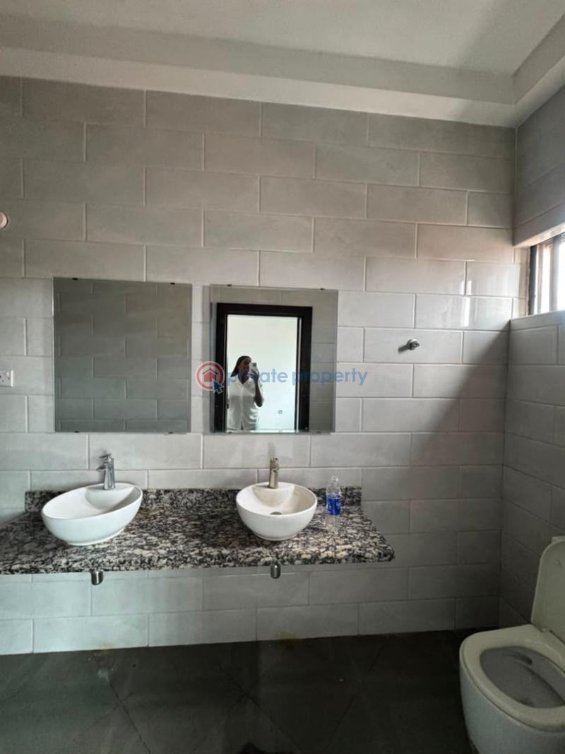 3 bedroom Flat & Apartment For Sale Lekki Phase 1 Lagos - 3