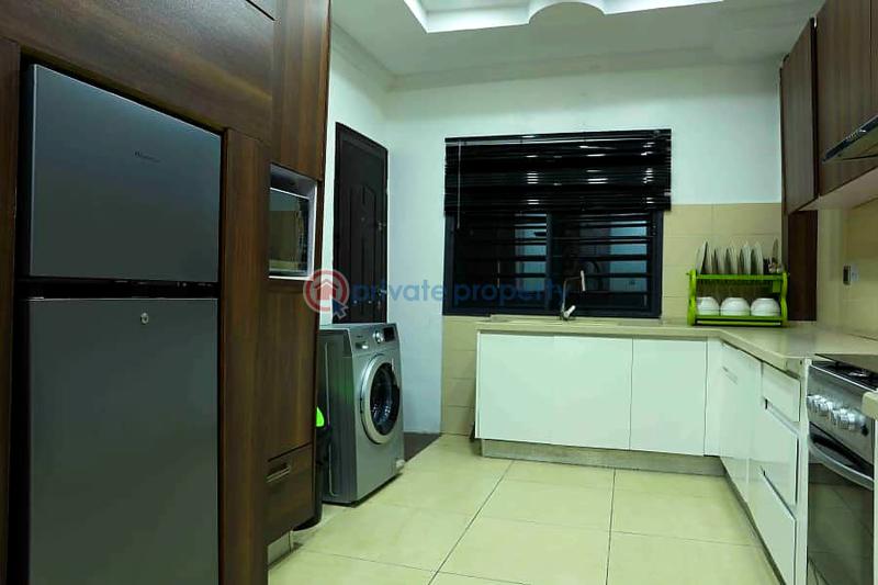 3 bedroom Flat & Apartment For Rent Lekki Phase 1 Lagos - 1