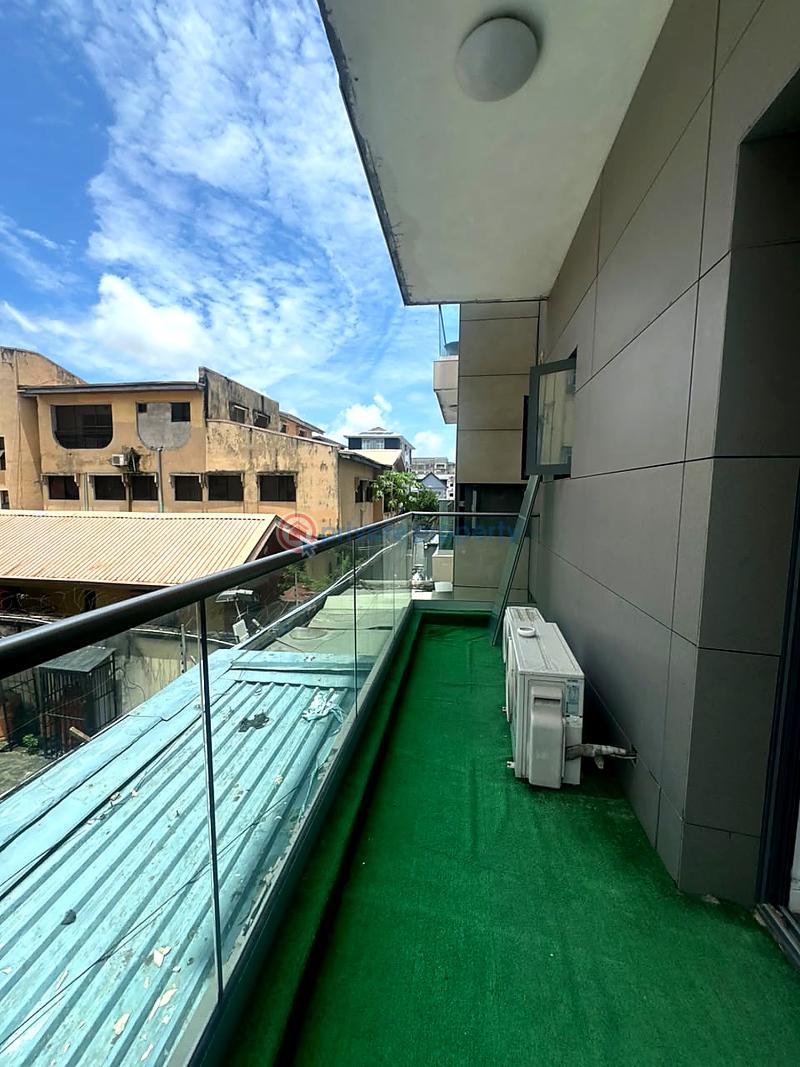3 bedroom Flat & Apartment For Rent Lekki Phase 1 Lagos - 7