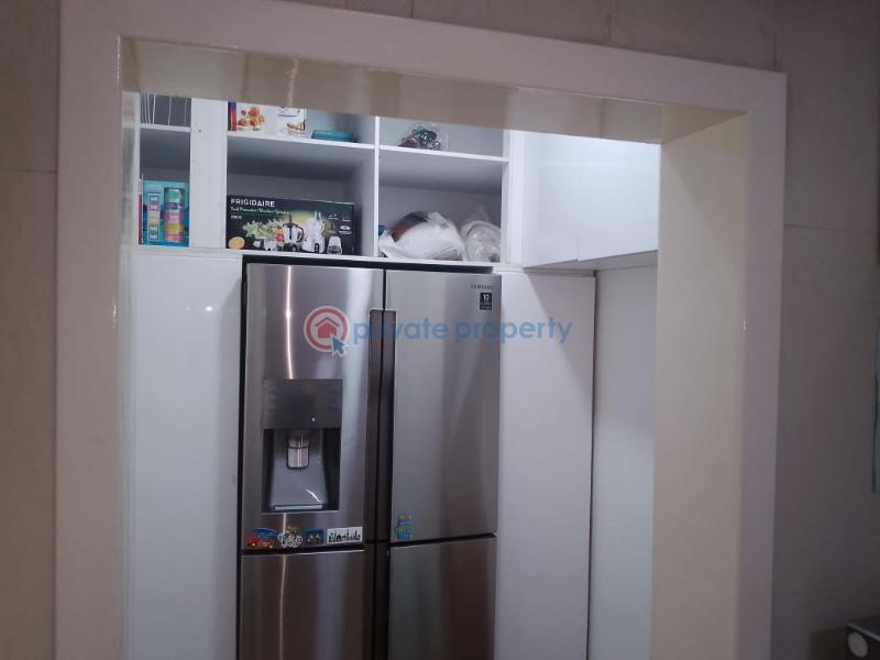 3 bedroom Flat & Apartment For Sale Old Ikoyi Lagos - 3