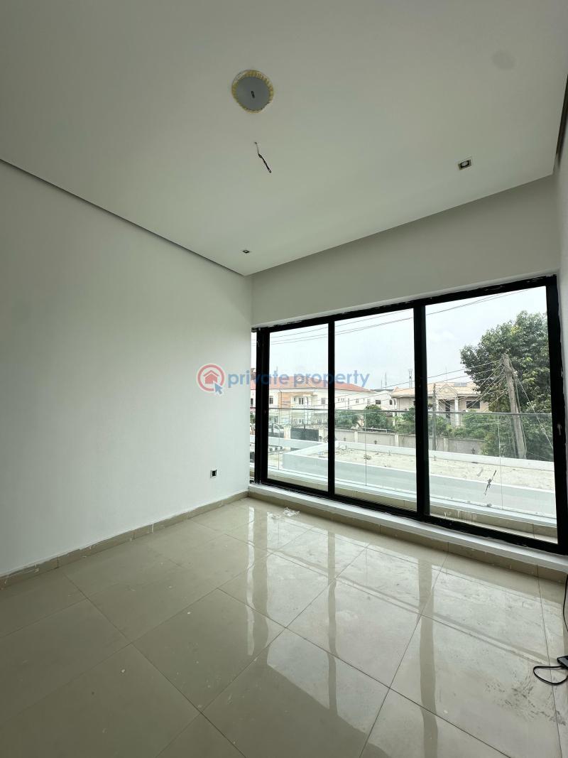 3 bedroom apartment with bq - 13 3 bedroom Block Of Flats For Rent Lekki Phase 1 Lagos - 13