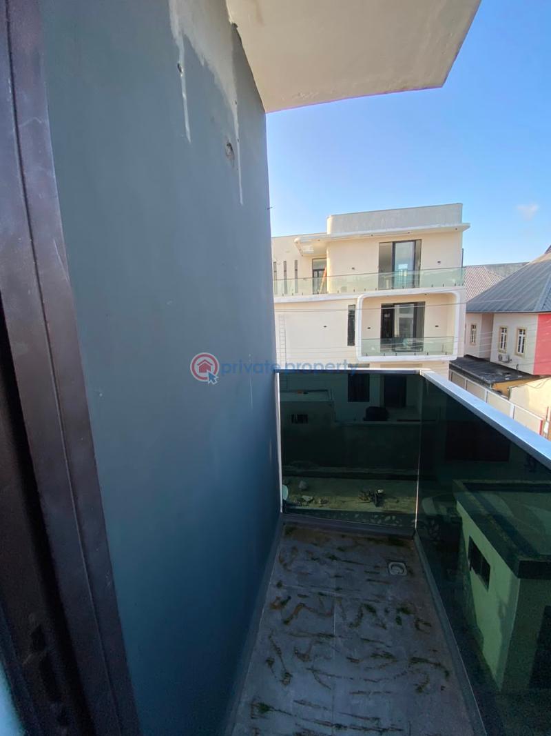 3 bedroom Block Of Flats For Rent Ilasan Lekki Lagos - 16