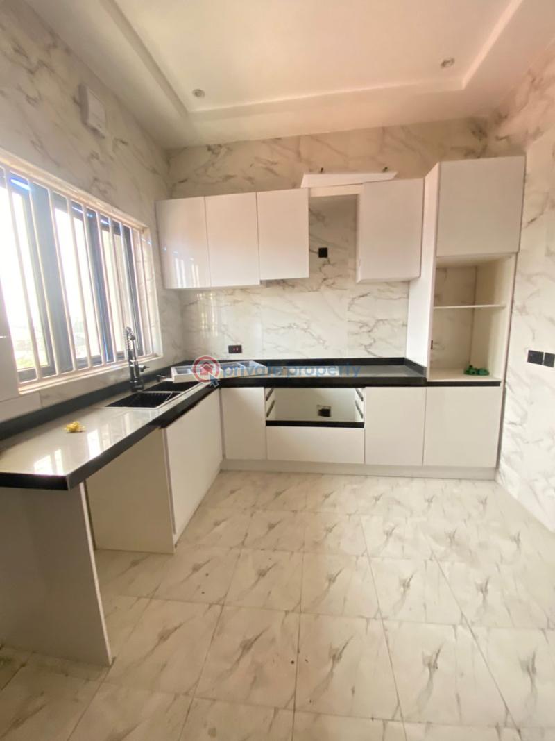 3 bedroom Shared Apartment For Rent Lekki Phase 1 Lagos - 9