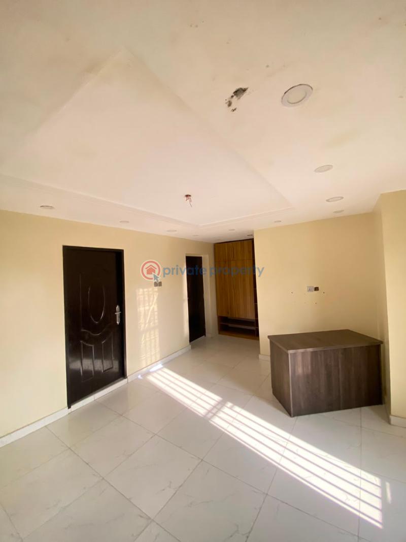 3 bedroom Block Of Flats For Rent Ilasan Lekki Lagos - 9