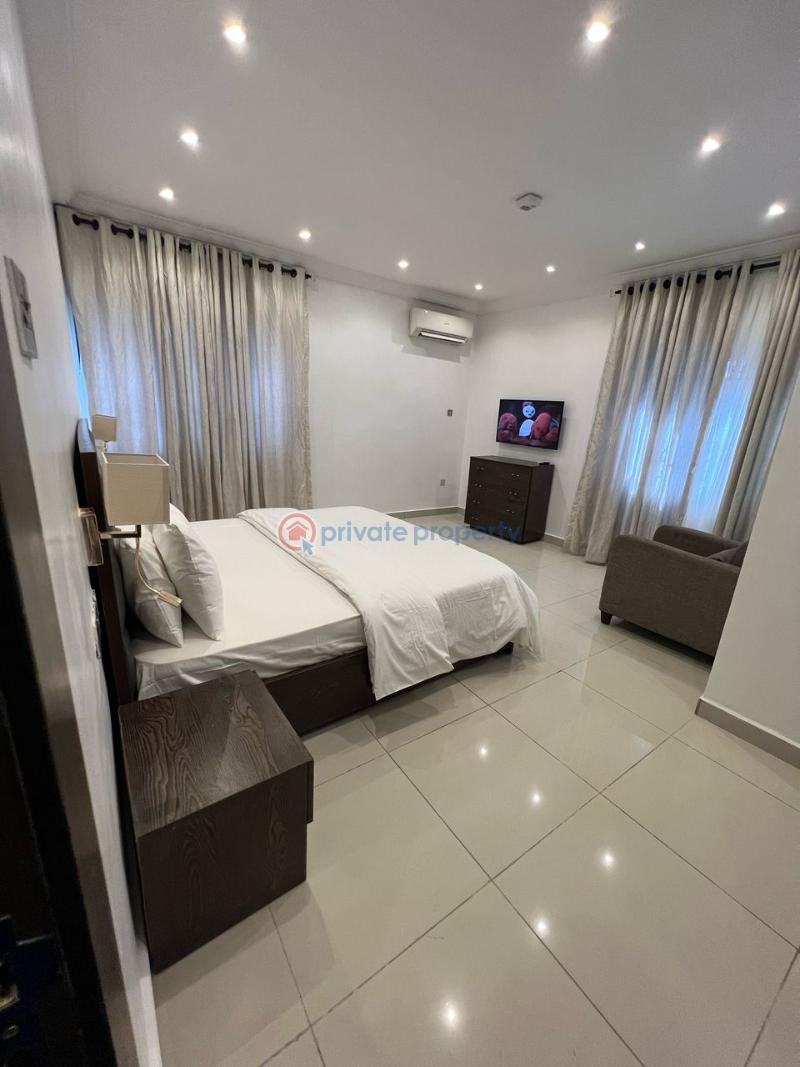 Flat & Apartment Short let Lekki Phase 1 Lagos - 4