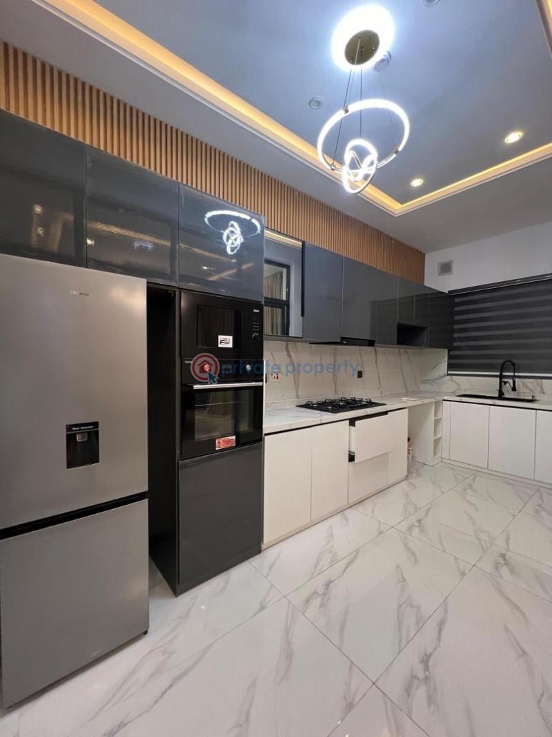 3 bedroom apartment with ps5 and snooker - 6 3 bedroom Flat & Apartment Short let Admiralty Way Lekki Phase 1 Lagos - 6