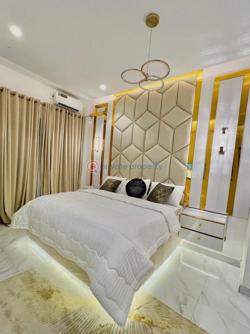 3 bedroom apartment with ps5 and snooker - 5 3 bedroom Flat & Apartment Short let Admiralty Way Lekki Phase 1 Lagos - 5