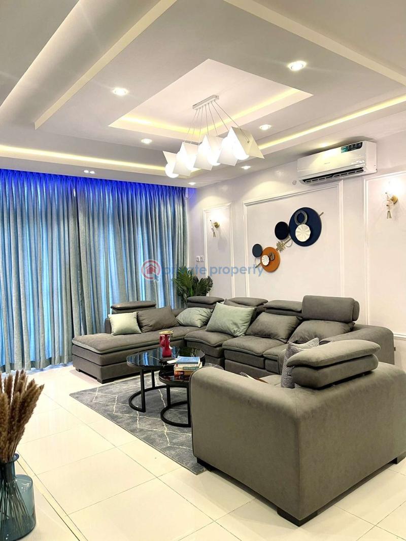 3 bedroom Block Of Flats Short let Cadogan Estate Osapa Lekki Lagos - 2