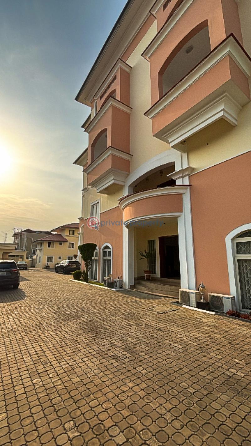 3 bedroom Flat & Apartment For Rent Lekki Phase 1 Lagos - 1