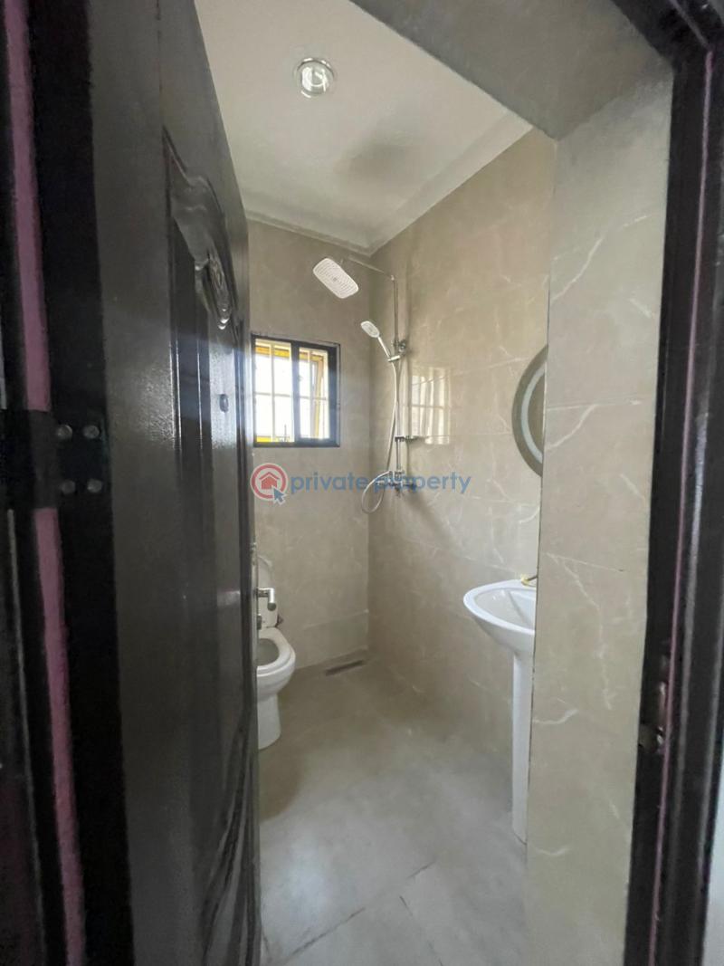 3 bedroom Block Of Flats For Rent Jahi Abuja Phase 2  - 1